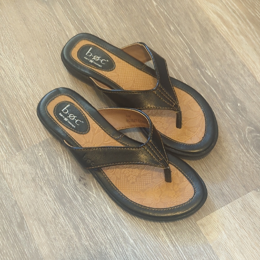 b.o.c Black and Tan leather Sandals